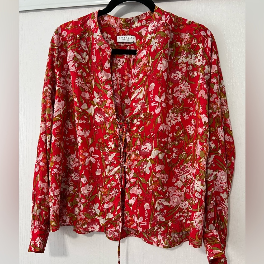 Flynn Skye top